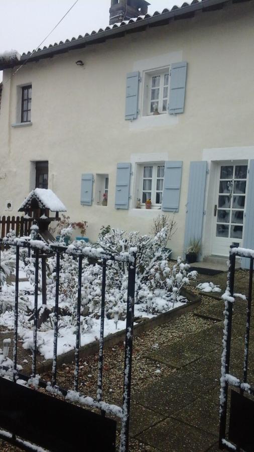 La Maison Des Fleurs Montembœuf Exteriér fotografie