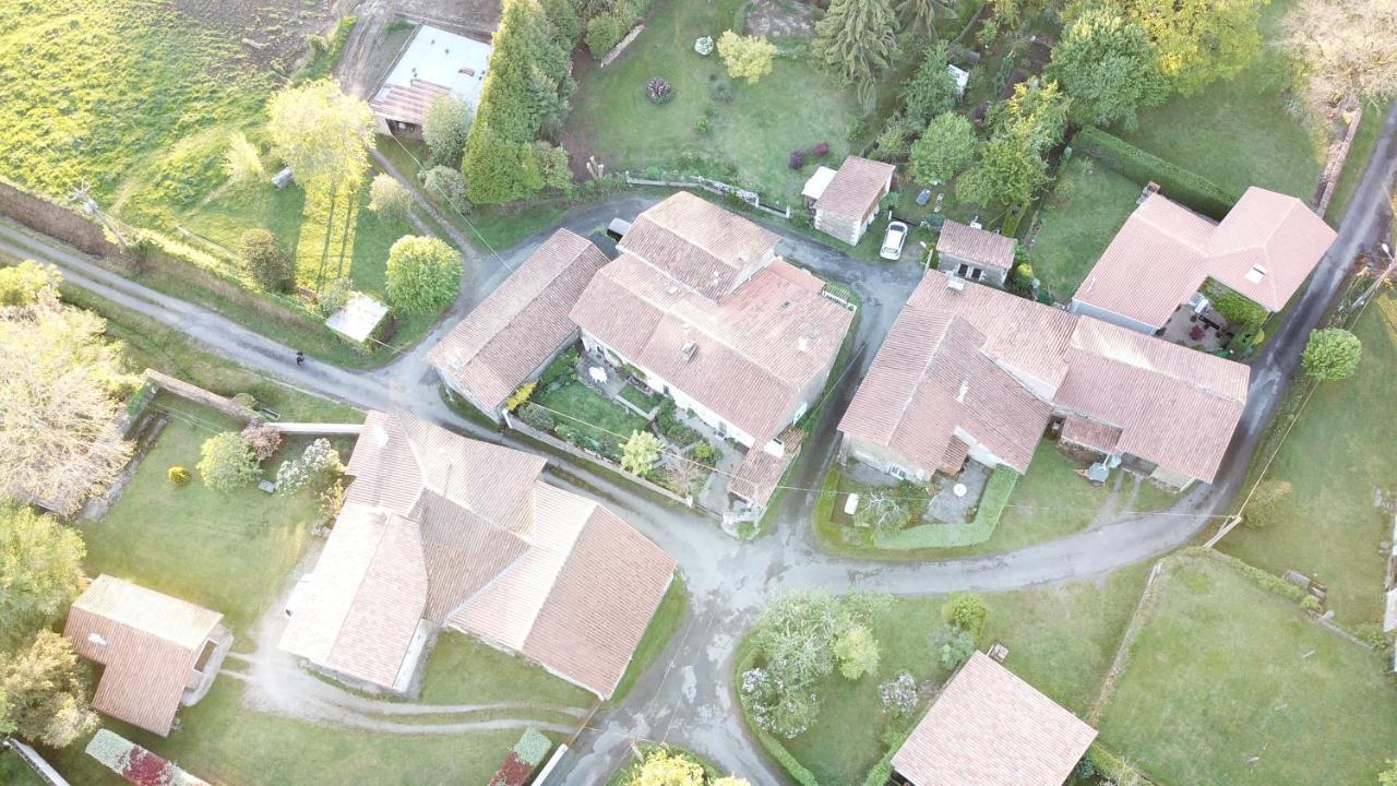 La Maison Des Fleurs Montembœuf Exteriér fotografie